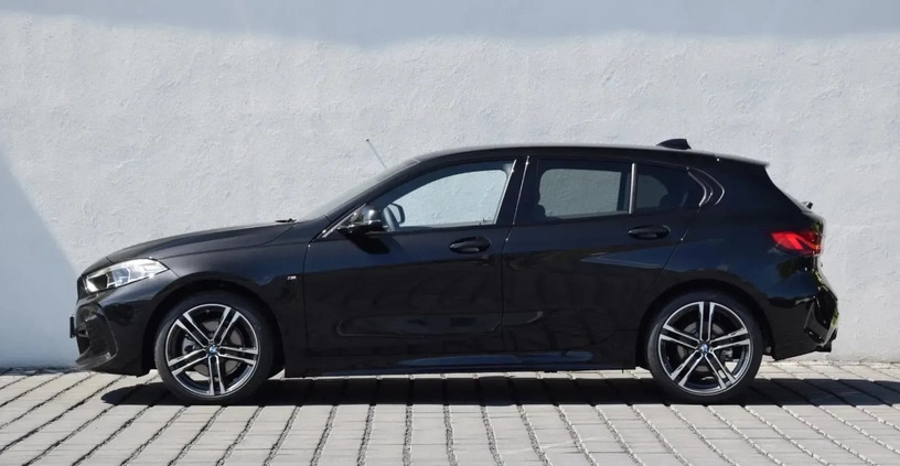 BMW Seria 1 cena 169900 przebieg: 4000, rok produkcji 2023 z Mrocza małe 22